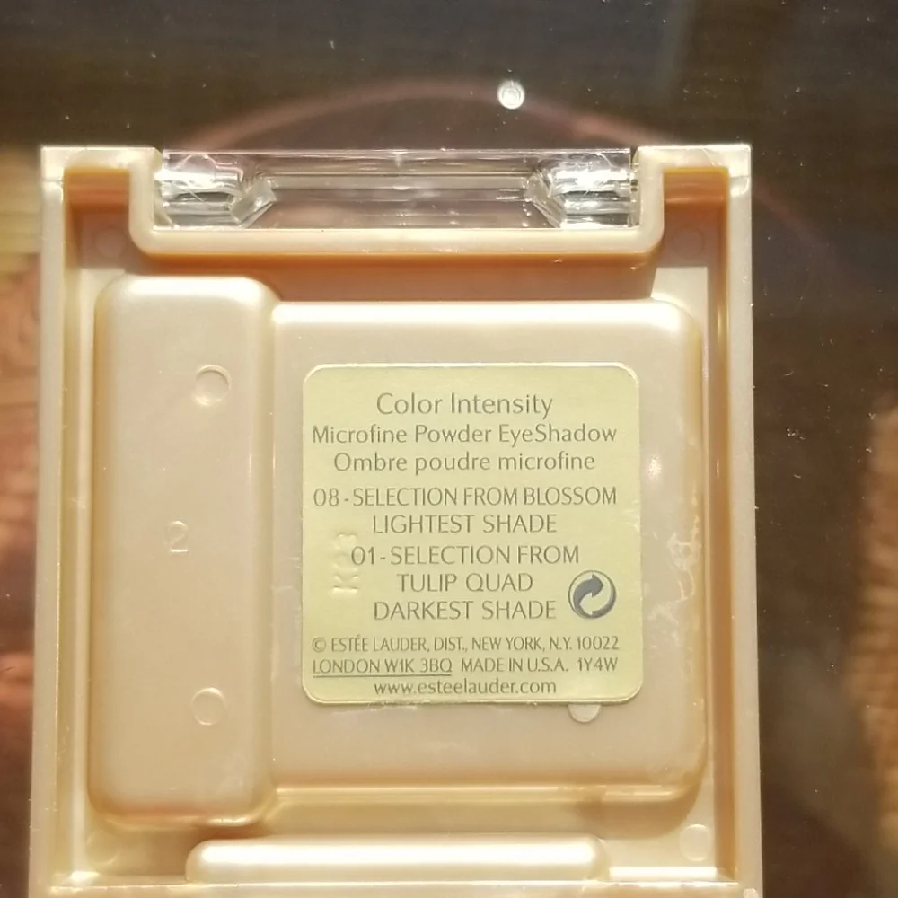 Estee lauder 2 travel size eye shadow duos